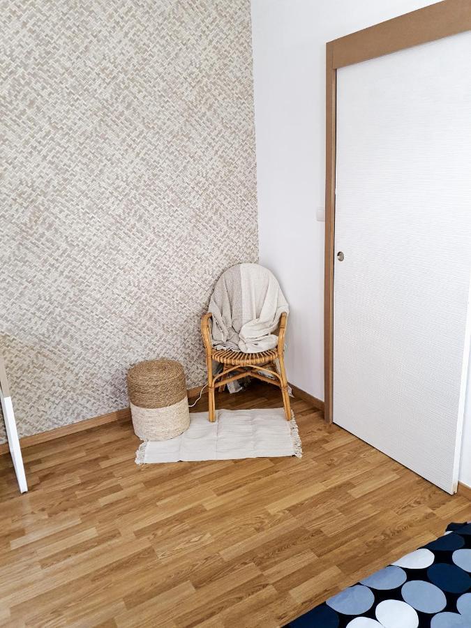 Appartement Cosy Entier, Parking Gratuit Dans La Rue Dijon Exterior foto